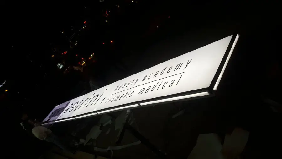 Işıklı Tabela
